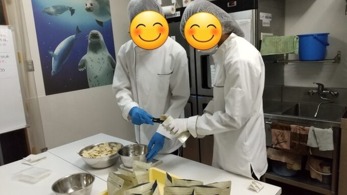 2025年「トライやるウィーク」スタート！今日は割れチョコ作りに挑戦🍫【GFトライ菓工房。/就労継続支援B型】